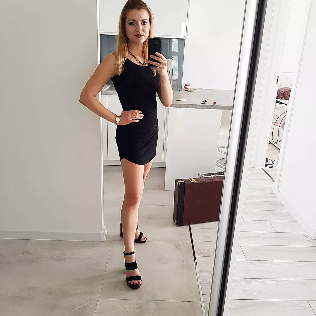 Co za dekolt! Urocza gwiazda disco polo totalnie zaskoczyła swoich fanów! Wygląda obłędnie!